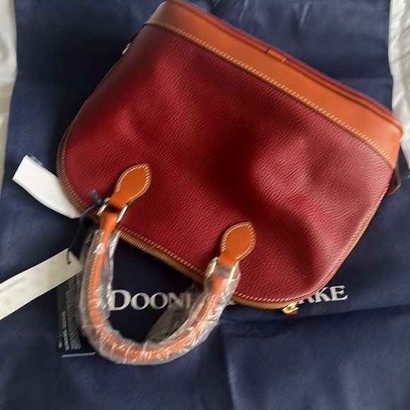 NWT $279 Dooney & Bourke Pebble Grain Zip Zip Satchel in Bordeaux - Picture 12 of 17
